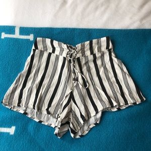 Billabong Striped shirts with tie in front